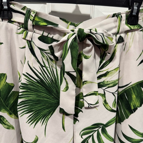 Eliane Rose Tropical Leaf Print Wide-Leg Pants - Size L - Picture 2 of 6